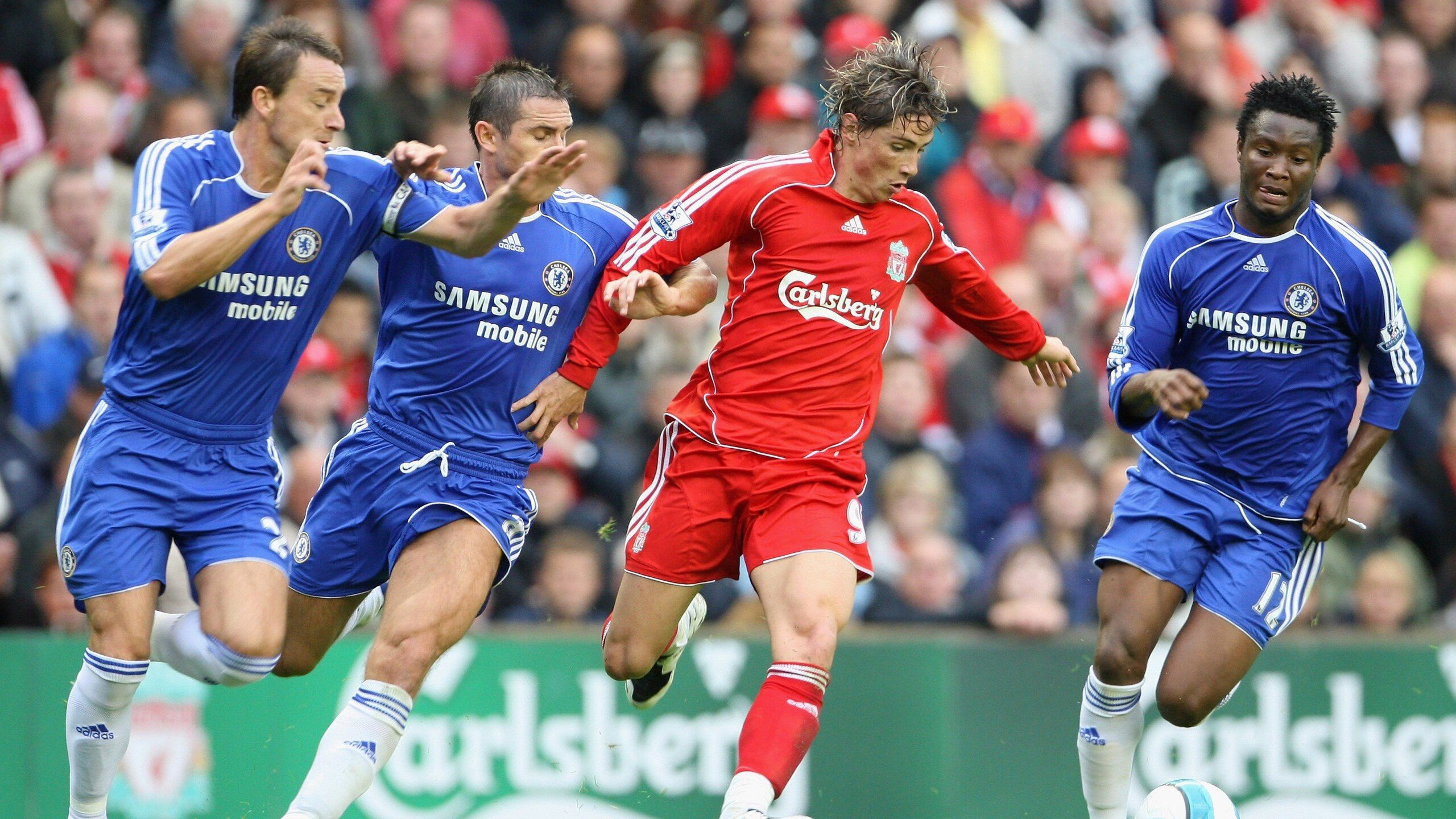 球员是否通过提前压上控制反击线路形成反包夹